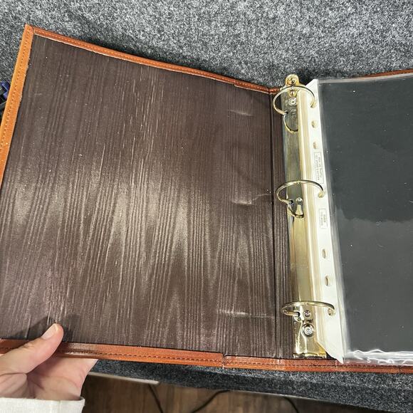 Vintage EMPTY IBM 3 ring binder top grain leather, new old stock, New - Picture 4 of 8